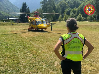 Shock anafilattico in Valle Pesio: escursionista salvato dal Soccorso Alpino