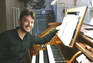 Limone Piemonte - Il maestro Cristian Tarabbia in concerto alla chiesa San Pietro in Vincoli