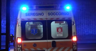 Alba - Auto contro una casa: muore un 21enne, feriti altri quattro giovani